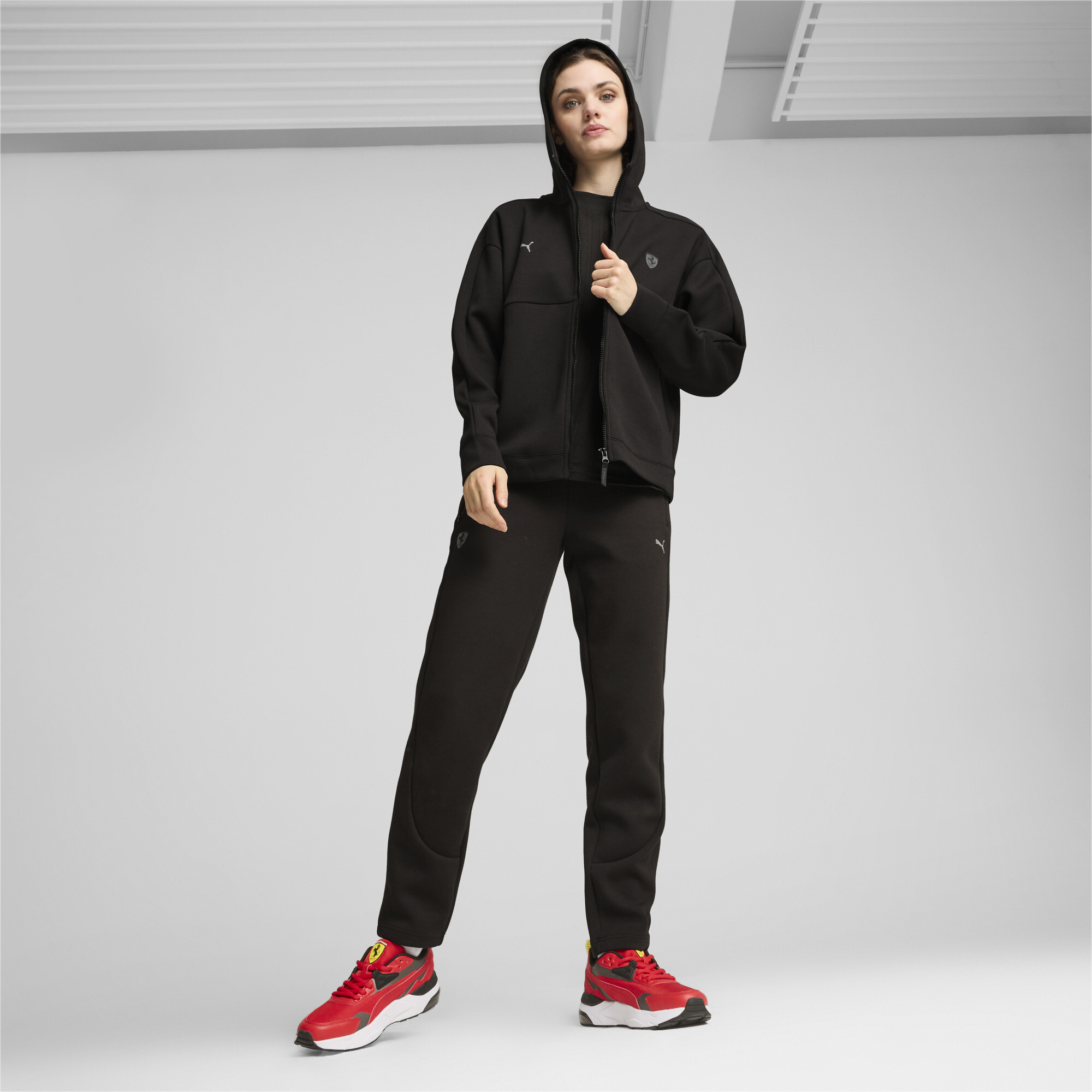 Ferrari Style Hooded Sweat Jacket Wmn PU in Georgia for the